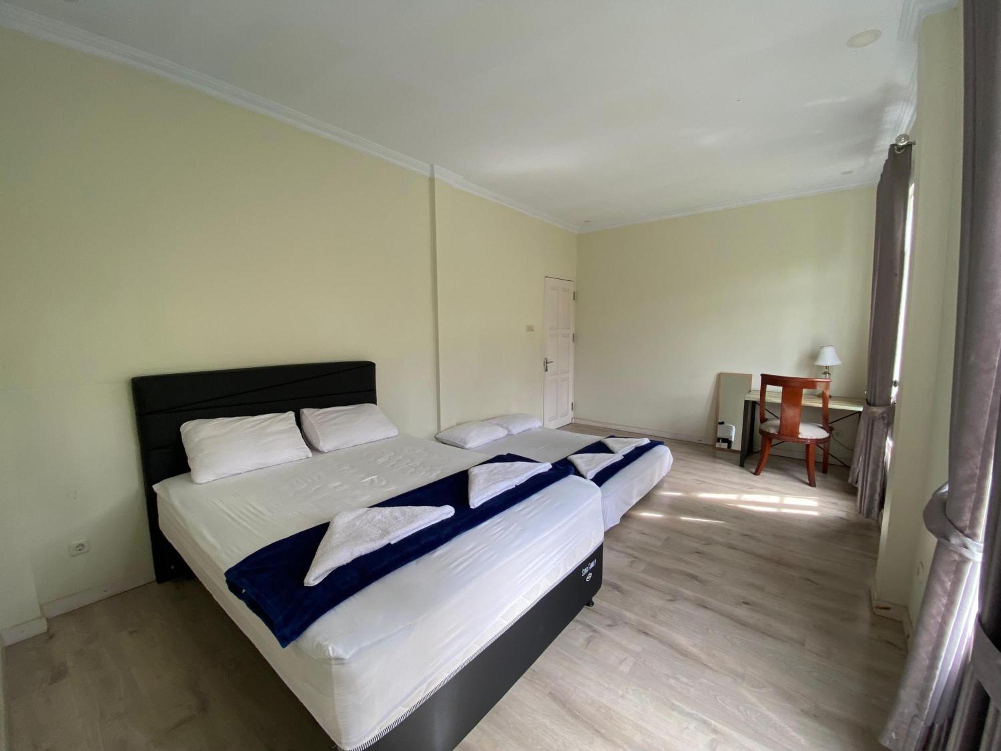 A Spacious Tropical 4 Bedrooms With Bathrooms Villa Marion Tomohon With The View Of Gunung Lokon 외부 사진